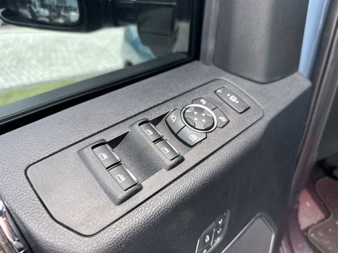 Used 2020 Ford F350 Lariat w/ Lariat Ultimate Package image 23