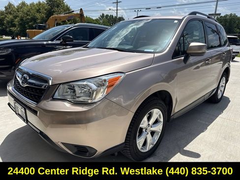 Used 2014 Subaru Forester 2.5i Premium w/ All-Weather Package AWD/4WD image 2
