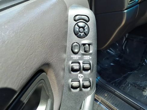 Used 2001 Jeep Cherokee Sport AWD/4WD image 18