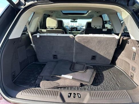 Used 2023 Lincoln Aviator Black Label w/ Jet Package image 11