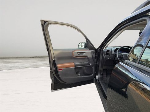 Used 2022 Ford Bronco Sport Badlands w/ Premium Package image 13