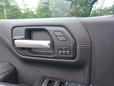 Used 2019 GMC Sierra 1500 AT4 w/ AT4 Premium Package image 29