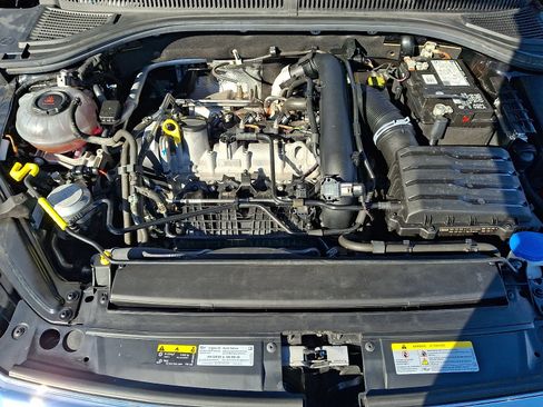 Used 2021 Volkswagen Jetta SE w/ SE Cold Weather Package image 30