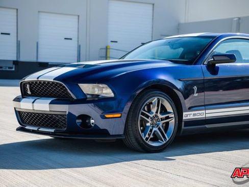 Used 2010 Ford Mustang Shelby GT500 RWD image 43