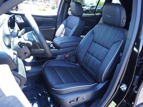New 2026 Buick Enclave Avenir AWD/4WD image 14
