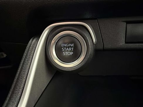 Used 2024 Toyota Grand Highlander AWD image 25