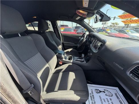 Used 2019 Dodge Charger R/T image 29
