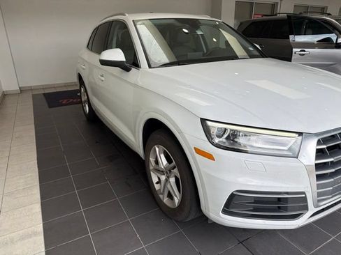 Used 2019 Audi Q5 2.0T Premium AWD/4WD image 2
