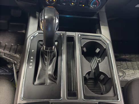 Used 2020 Ford F150 XLT w/ Equipment Group 302A Luxury AWD/4WD image 33