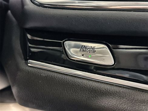 Used 2022 Buick Enclave Avenir w/ Avenir Technology Package image 24