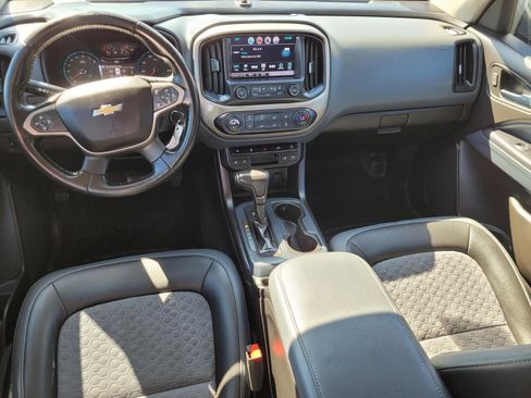 Used 2017 Chevrolet Colorado Z71 image 15