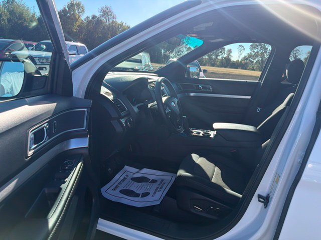 Used 2017 Ford Explorer XLT FWD image 10