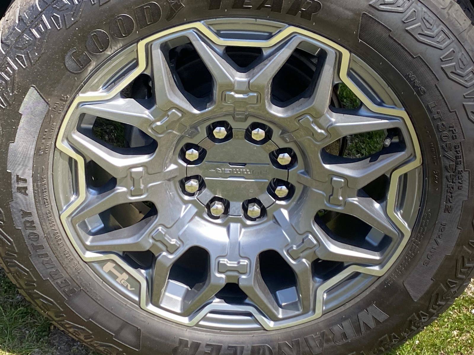 Used 2025 GMC Hummer EV 3X AWD/4WD image 29