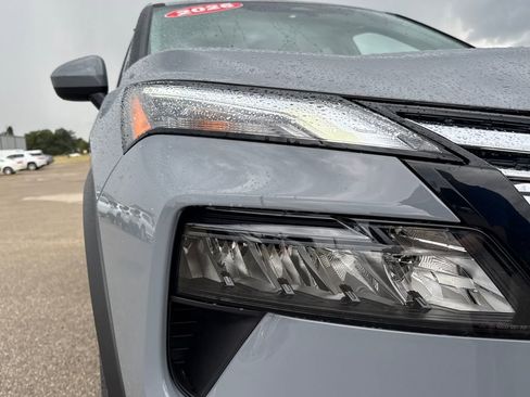 New 2026 Nissan Rogue SV image 10