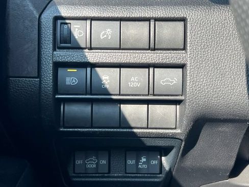 Used 2025 Toyota Tacoma Limited AWD/4WD image 29