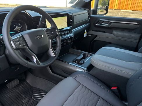 New 2026 Chevrolet Silverado 2500 ZR2 w/ ZR2 Bison Edition AWD/4WD image 10