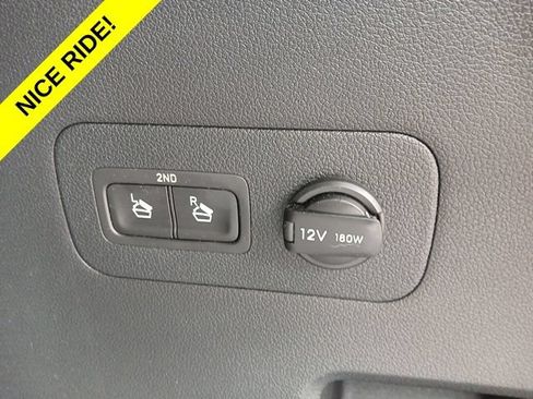 Used 2020 Hyundai Santa Fe Limited AWD/4WD image 11