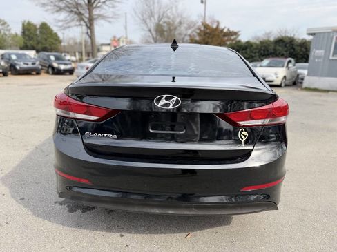 Used 2018 Hyundai Elantra SEL image 6