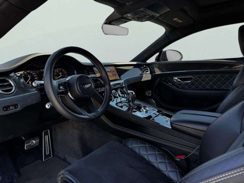 Used 2022 Bentley Continental GT Speed image 21