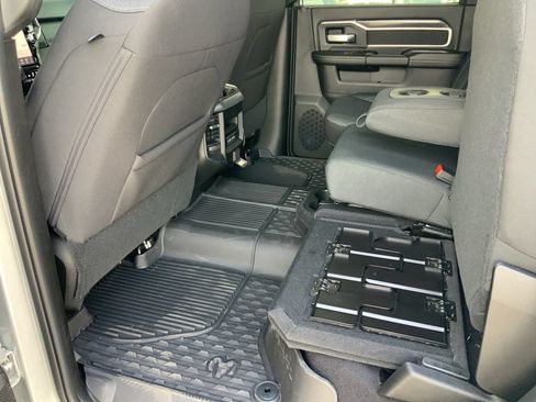 New 2026 RAM 2500 Big Horn AWD/4WD image 19