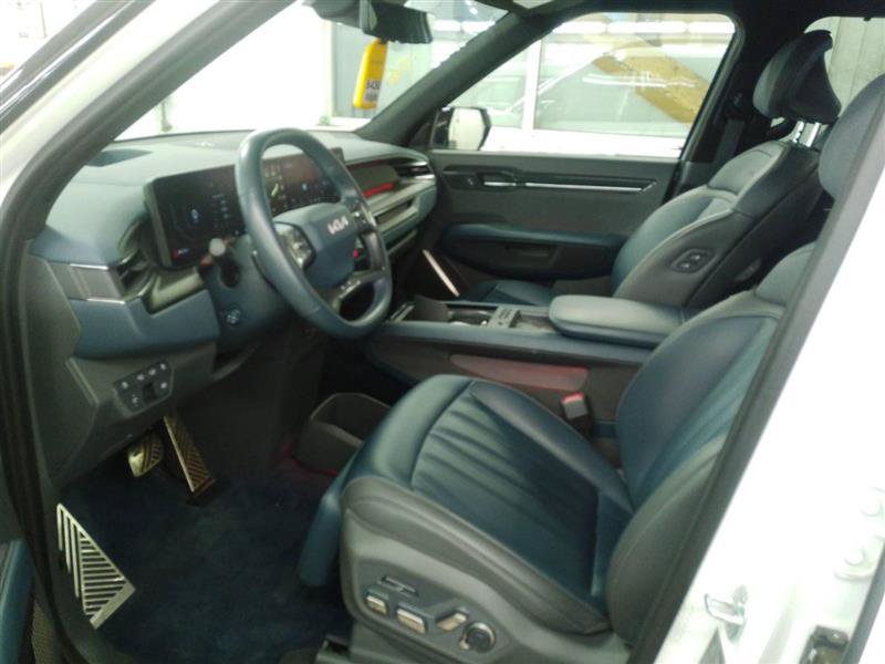 Used 2024 Kia EV9 GT-Line AWD/4WD image 7