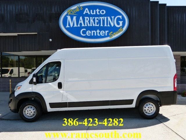 Used 2023 RAM ProMaster 2500 FWD image 1