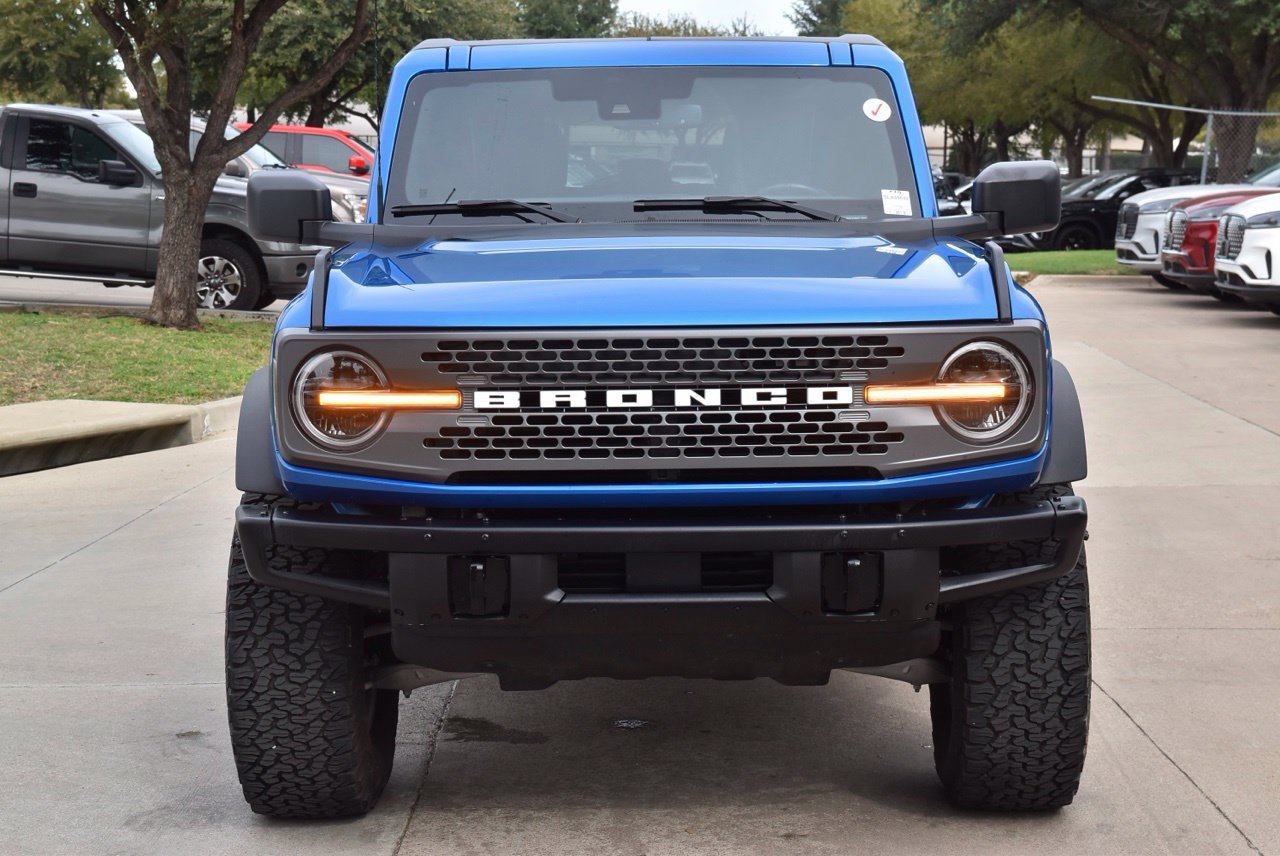 Used 2025 Ford Bronco Badlands AWD/4WD image 3