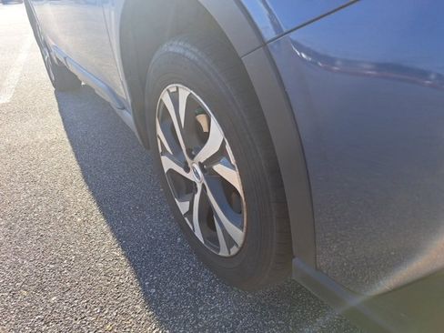 Used 2022 Subaru Outback Limited w/ Popular Package #2 image 4