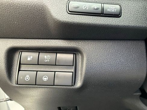 Used 2019 Nissan Leaf SL Plus FWD image 17