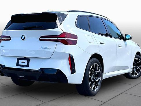 Used 2025 BMW X3 xDrive30i AWD/4WD image 12