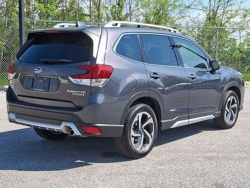 Used 2023 Subaru Forester Touring AWD/4WD image 9