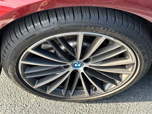 Used 2023 BMW 530e w/ Premium Package image 19