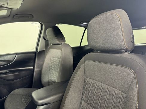 Used 2024 Chevrolet Equinox LT image 11