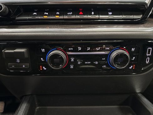 Certified 2022 Chevrolet Silverado 1500 LTZ w/ LTZ Premium Package image 35