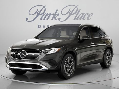Used 2026 Mercedes-Benz GLC 300 image 40