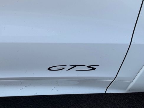 Used 2021 Porsche Cayenne GTS image 12