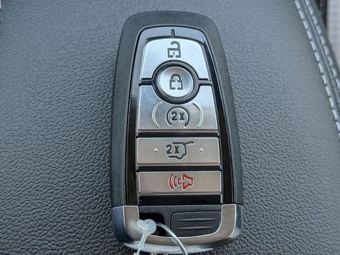 New 2026 Ford Escape Active w/ Active Premium Tech Pack image 32