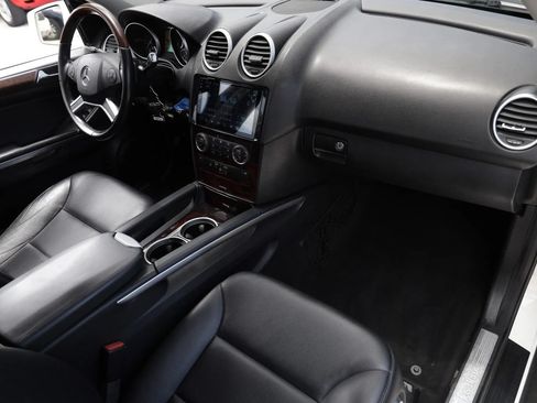 Used 2011 Mercedes-Benz ML 350 4MATIC image 23