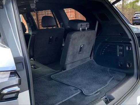 Used 2025 Buick Enclave Avenir w/ Super Cruise Package image 33