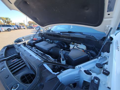 Used 2022 Chevrolet Silverado 1500 LTZ image 17