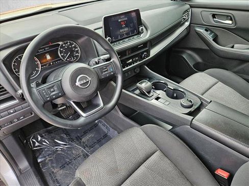 Used 2024 Nissan Rogue SV AWD/4WD image 12