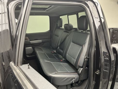 Used 2023 Ford F250 Lariat w/ Lariat Ultimate Package image 13