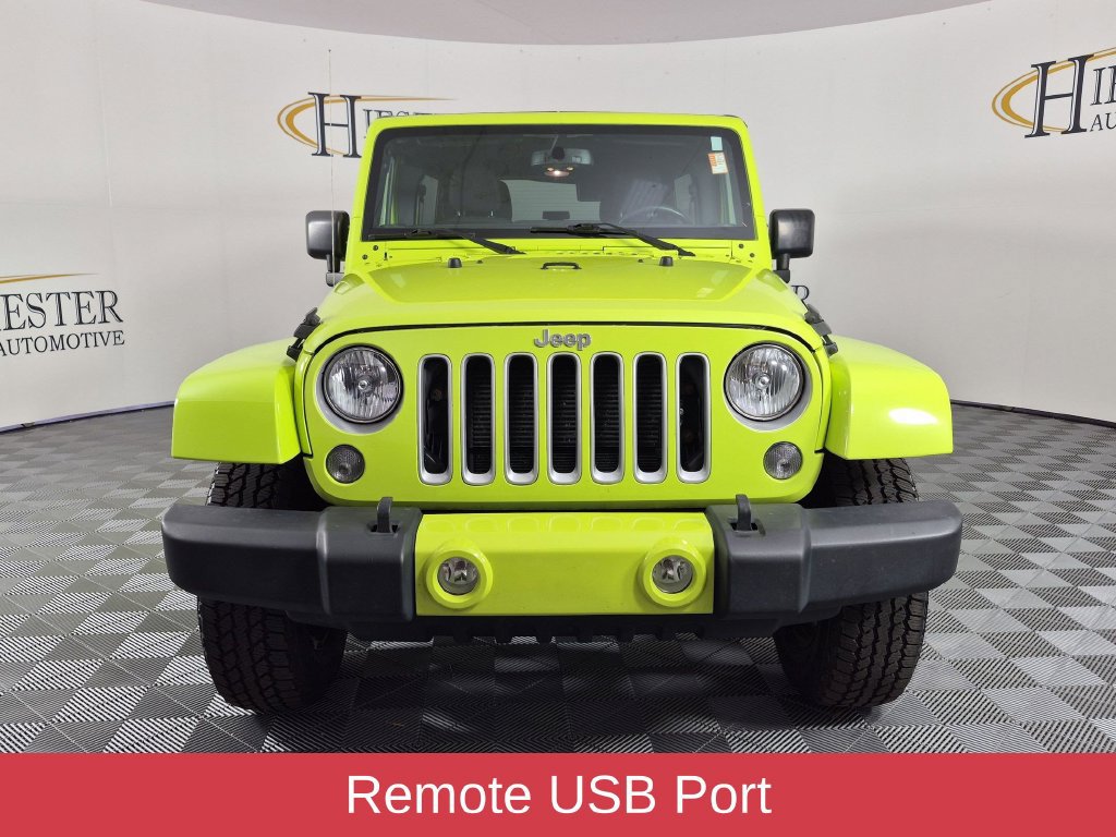 Used 2016 Jeep Wrangler Unlimited Sahara w/ Connectivity Group AWD/4WD image 9