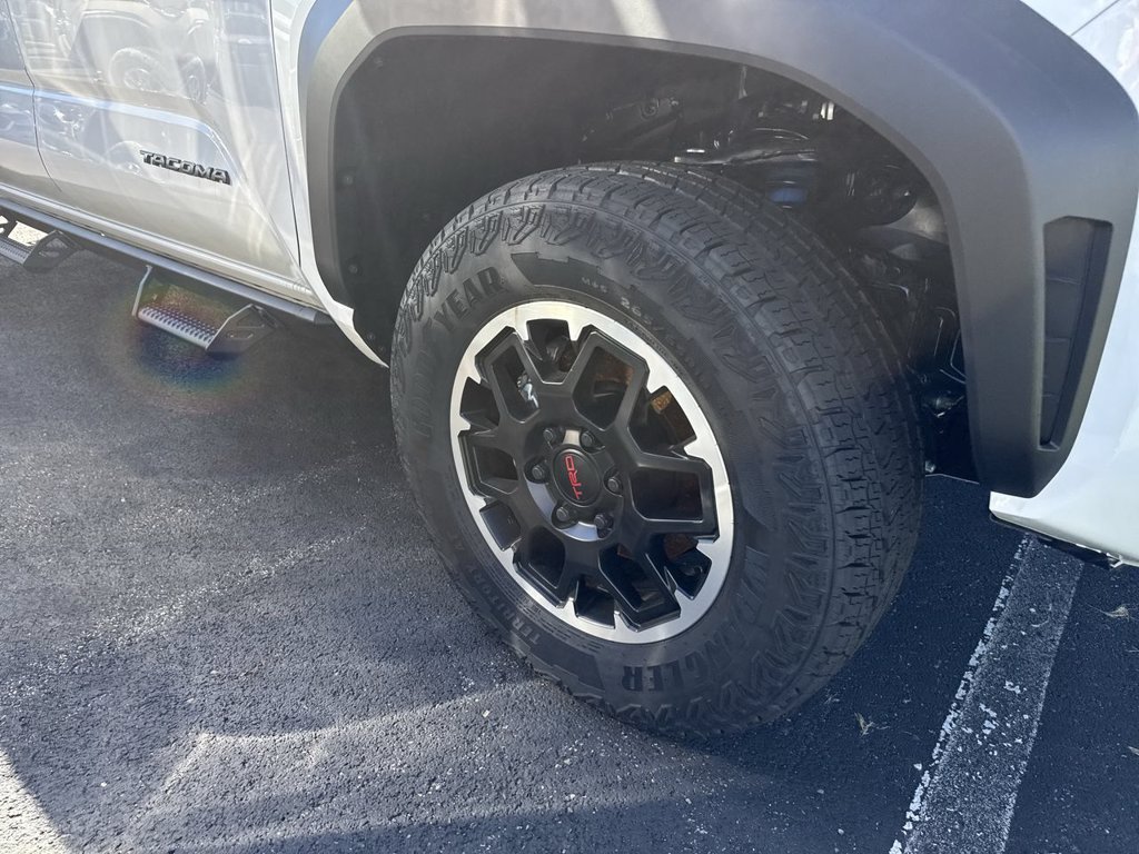 New 2026 Toyota Tacoma TRD Off-Road w/ TRD Off Road Premium Package AWD/4WD image 16