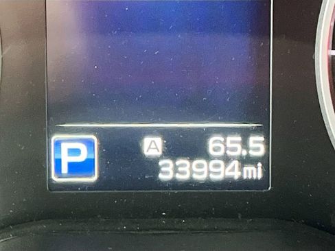 Used 2022 Subaru Ascent Premium w/ Convenience Package image 12