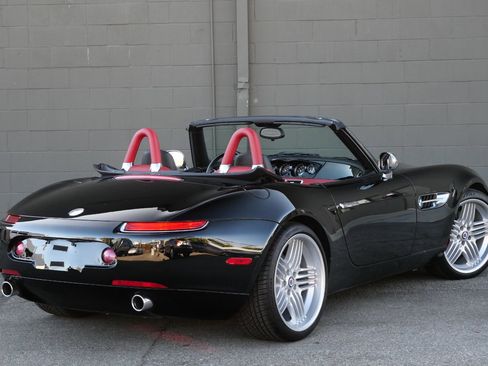 Used 2001 BMW Z8 RWD image 9
