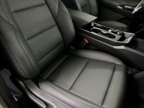 New 2026 Chevrolet Equinox LT w/ Convenience Package II image 63