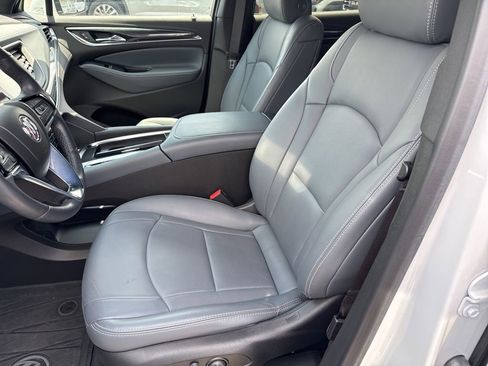 Used 2023 Buick Enclave Essence w/ Sport Touring Edition AWD/4WD image 25