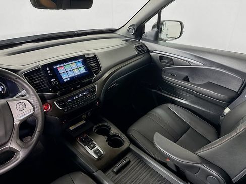 Certified 2023 Honda Passport TrailSport image 22