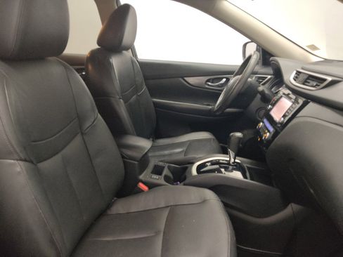 Used 2015 Nissan Rogue SL w/ SL Premium Package image 21